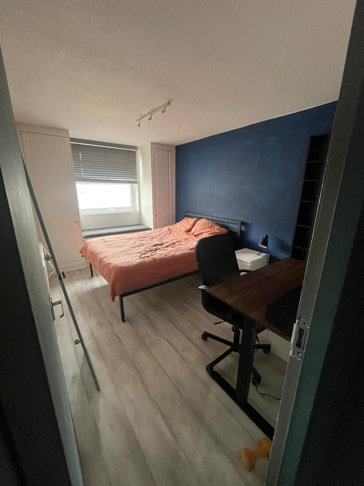Spacious And Stylish 2 Bed Flat